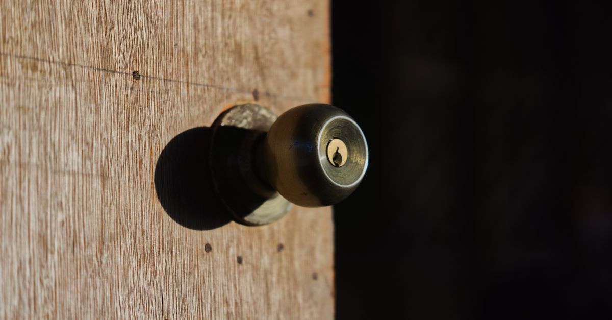locksmith service technician — Parkway Village TN Locksmith
